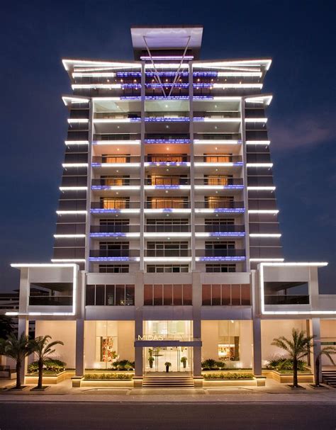 마이다스 호텔 앤드 카지노 (Midas Hotel and Casino, 파사이).